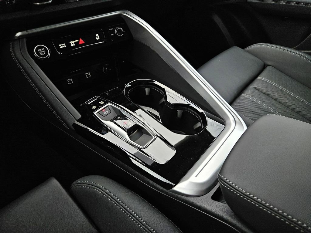 New 2025 Audi Q5 Premium Plus image 14