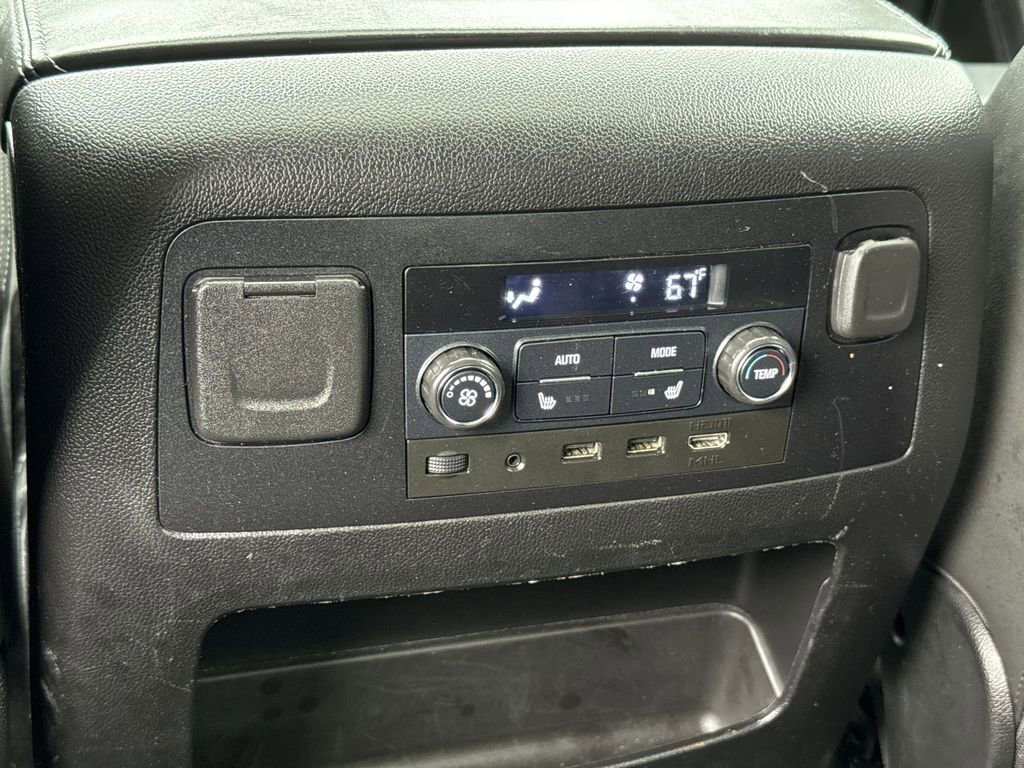 Used 2020 GMC Yukon Denali w/ Open Road Package image 26