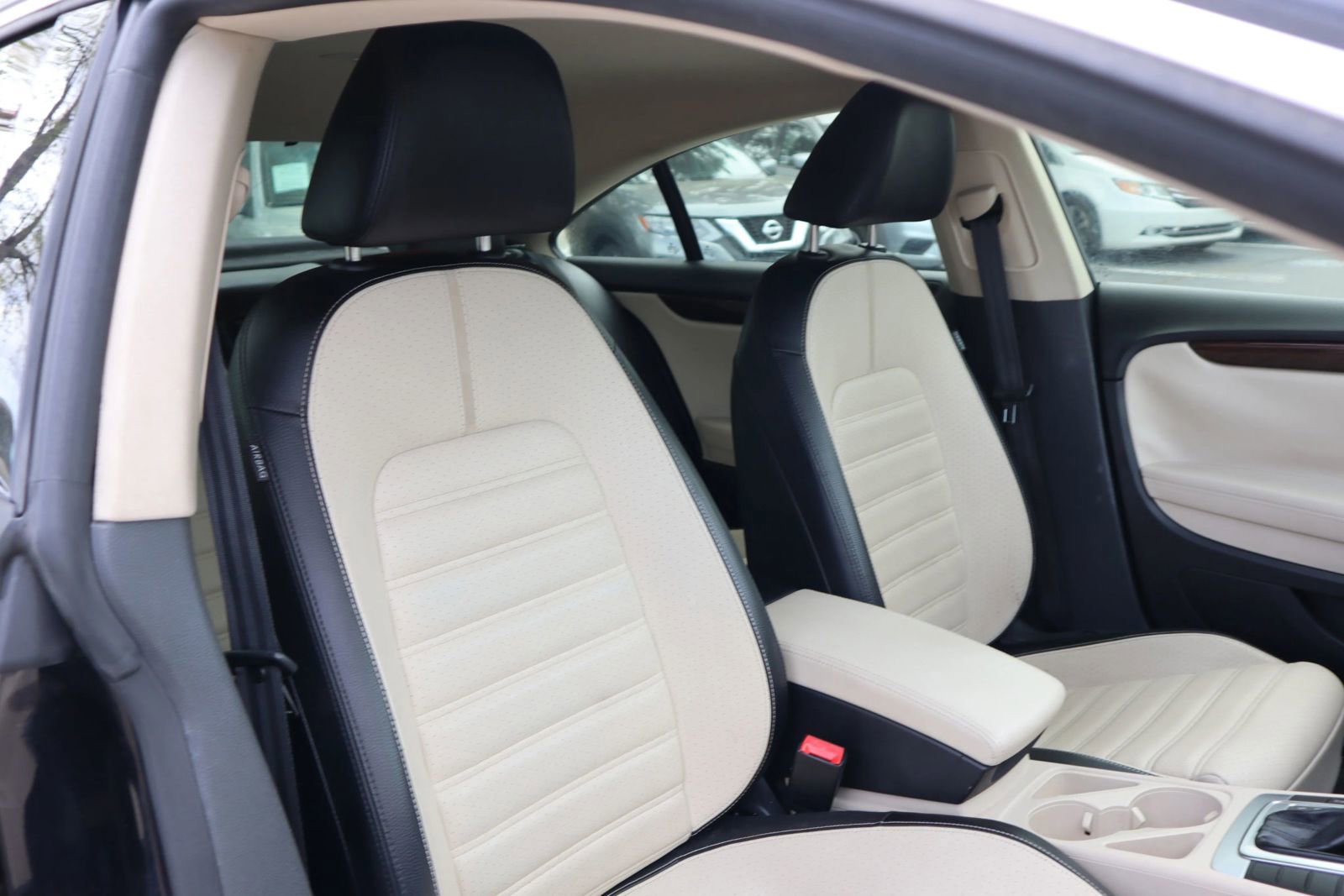 Used 2012 Volkswagen CC Lux Plus image 18