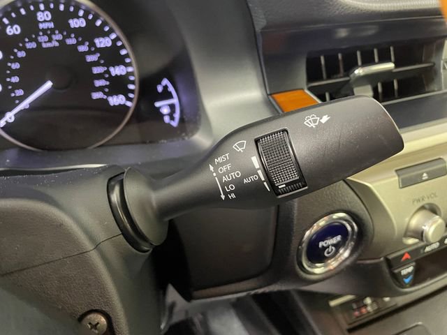 Used 2013 Lexus ES 300h image 12