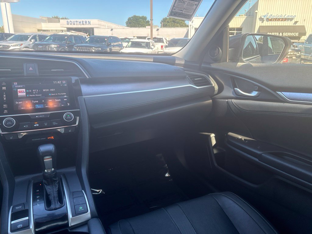 Used 2018 Honda Civic EX-L image 9