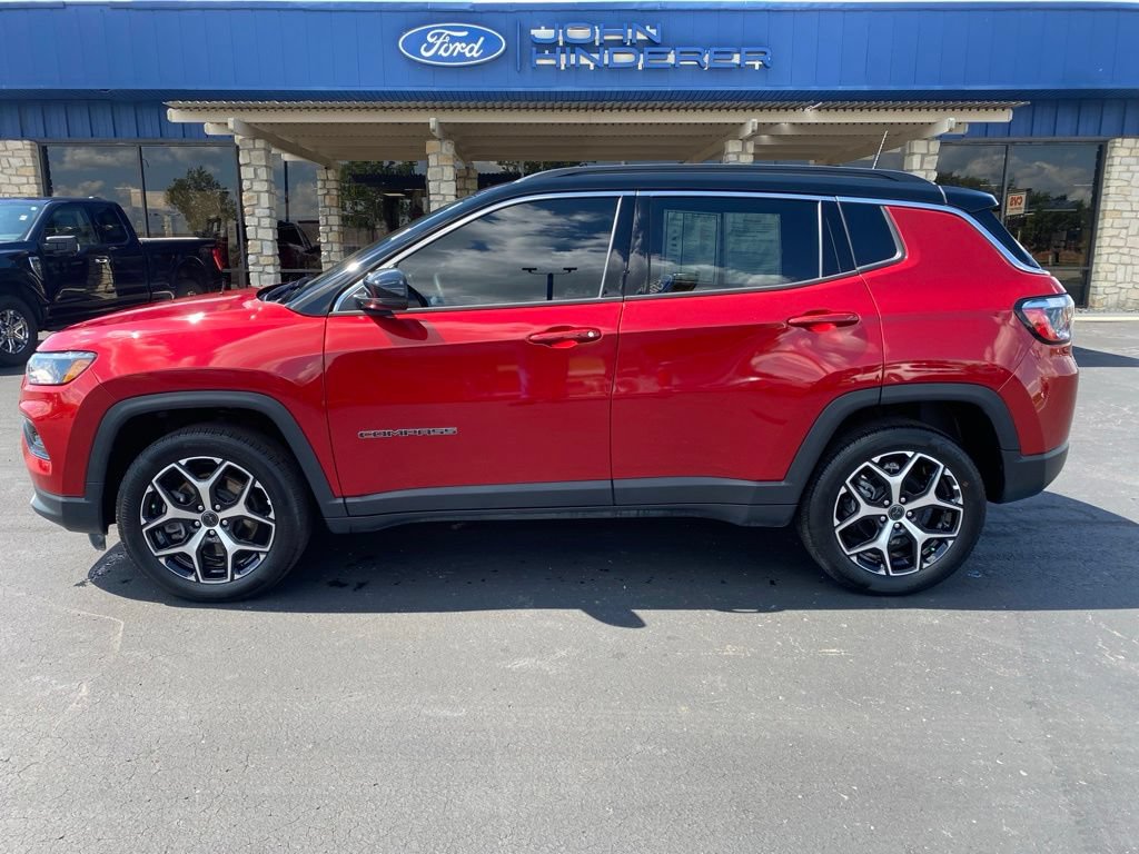 Used 2025 Jeep Compass Limited AWD/4WD image 6