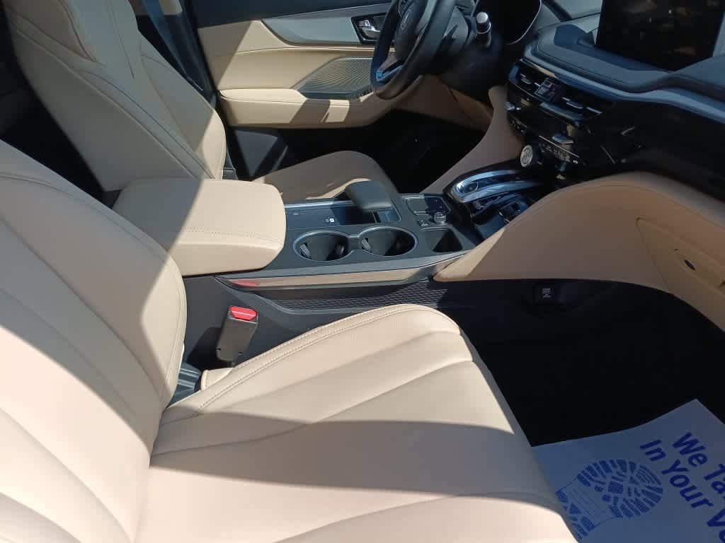 Used 2023 Acura MDX SH-AWD image 26