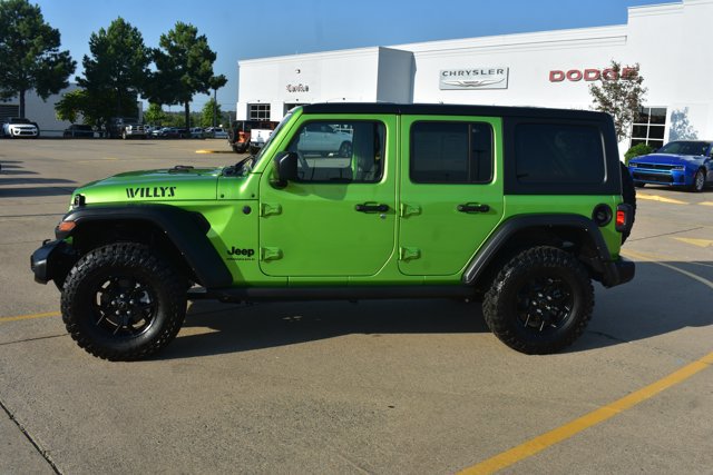 Used 2025 Jeep Wrangler Unlimited Sport AWD/4WD image 8