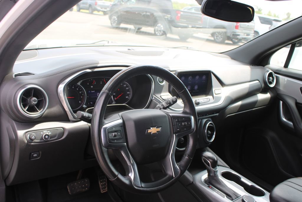 Used 2020 Chevrolet Blazer LT image 23