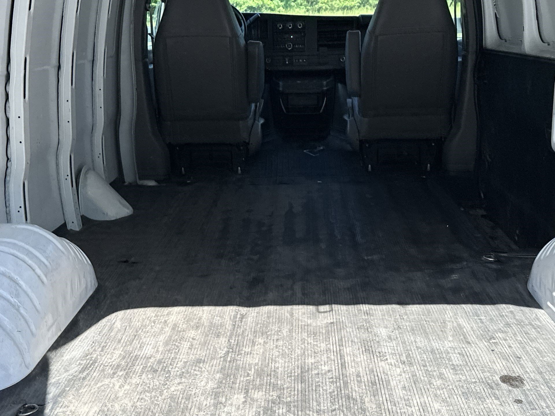 Used 2023 GMC Savana 2500 w/ Driver Convenience Package image 27