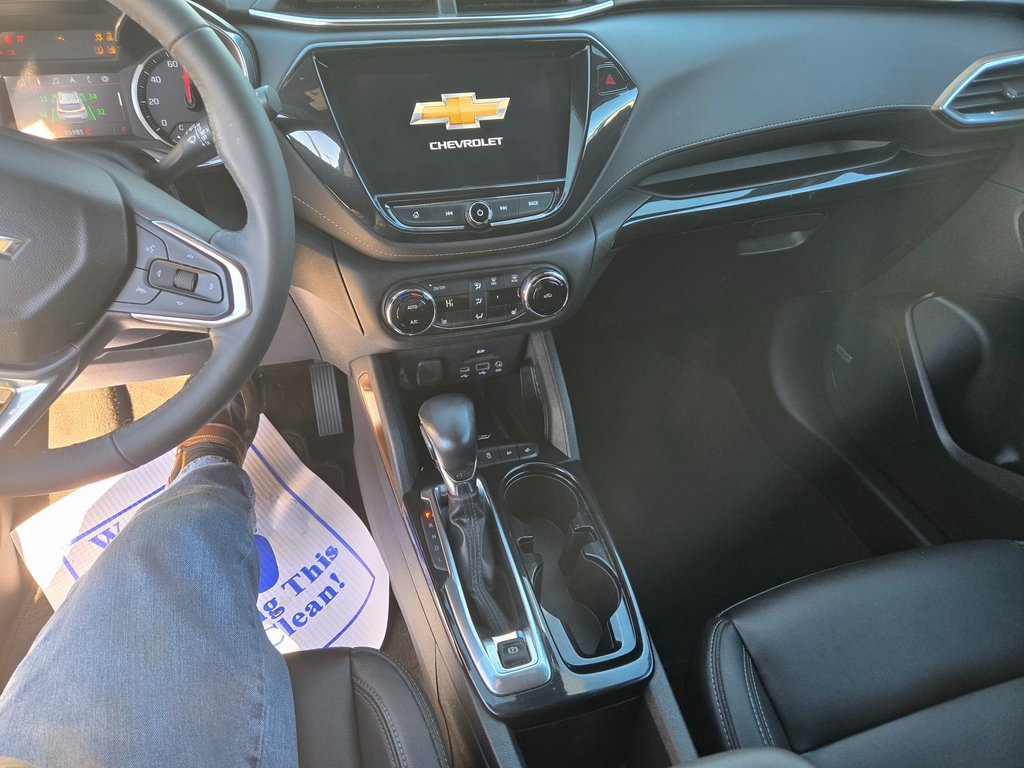 Used 2021 Chevrolet TrailBlazer ACTIV w/ Sun and Liftgate Package image 9