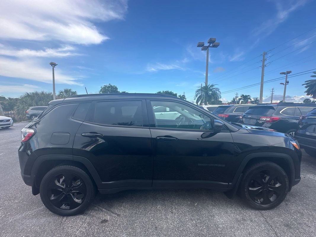 Used 2018 Jeep Compass Altitude w/ Popular Equipment Group image 8