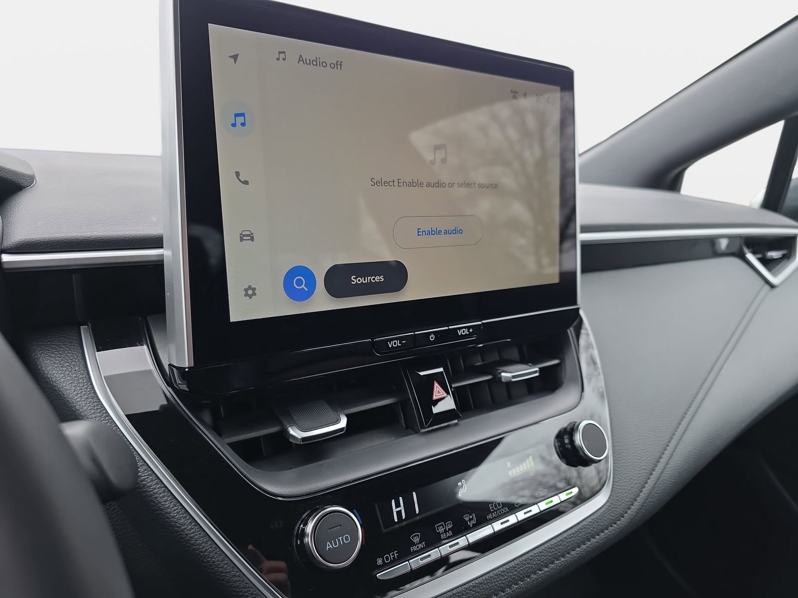 Used 2025 Toyota Corolla XSE image 19