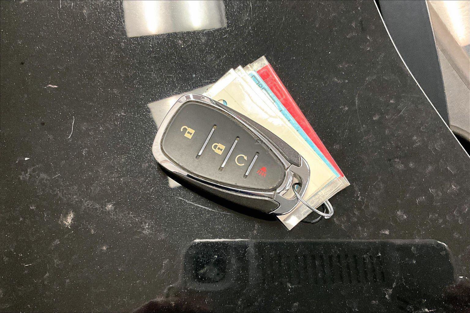 Used 2023 Chevrolet Bolt EUV LT w/ Driver Confidence Package image 9