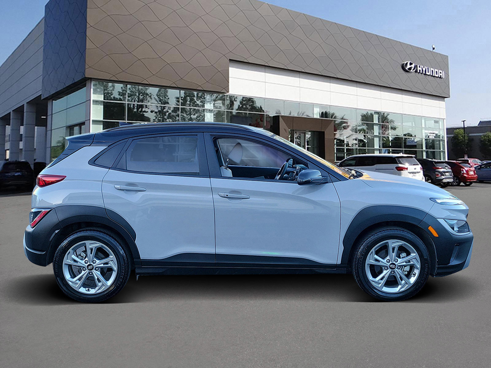 Certified 2023 Hyundai Kona SEL image 4