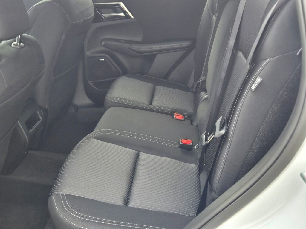 New 2026 Mitsubishi Outlander ES AWD/4WD image 12