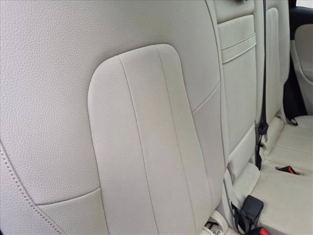 Used 2023 Mercedes-Benz EQB 300 4MATIC w/ Pinnacle Package image 18