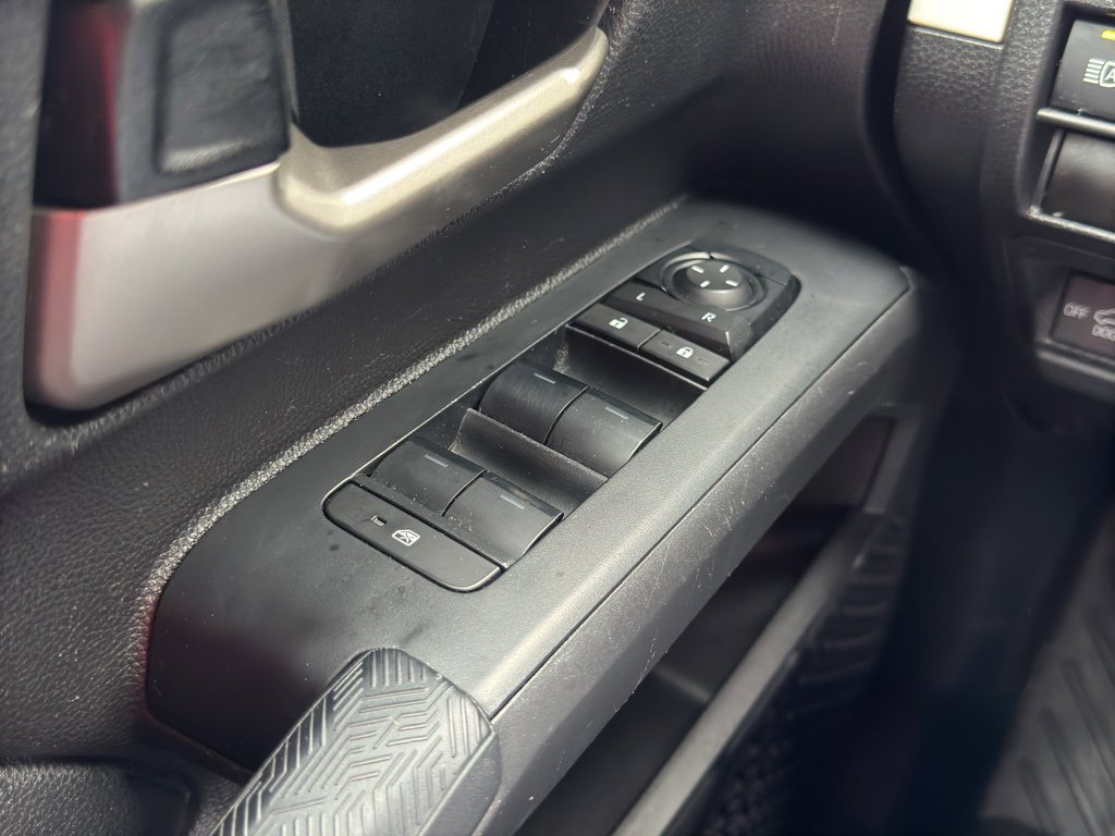 Used 2024 Toyota Tacoma TRD Off-Road image 25