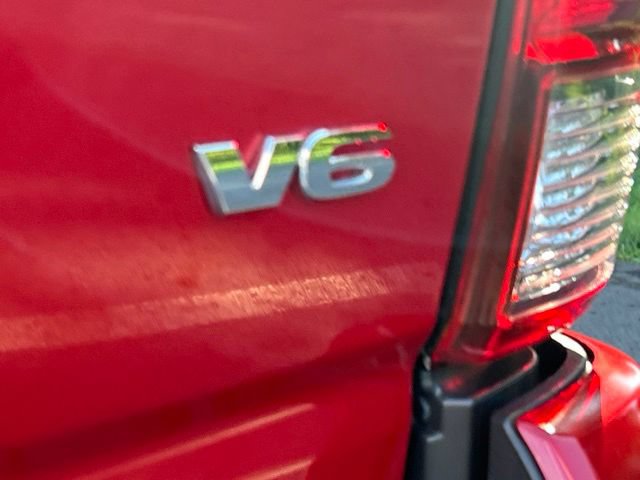 Certified 2022 Toyota Tacoma SR5 w/ Technology Package AWD/4WD image 15