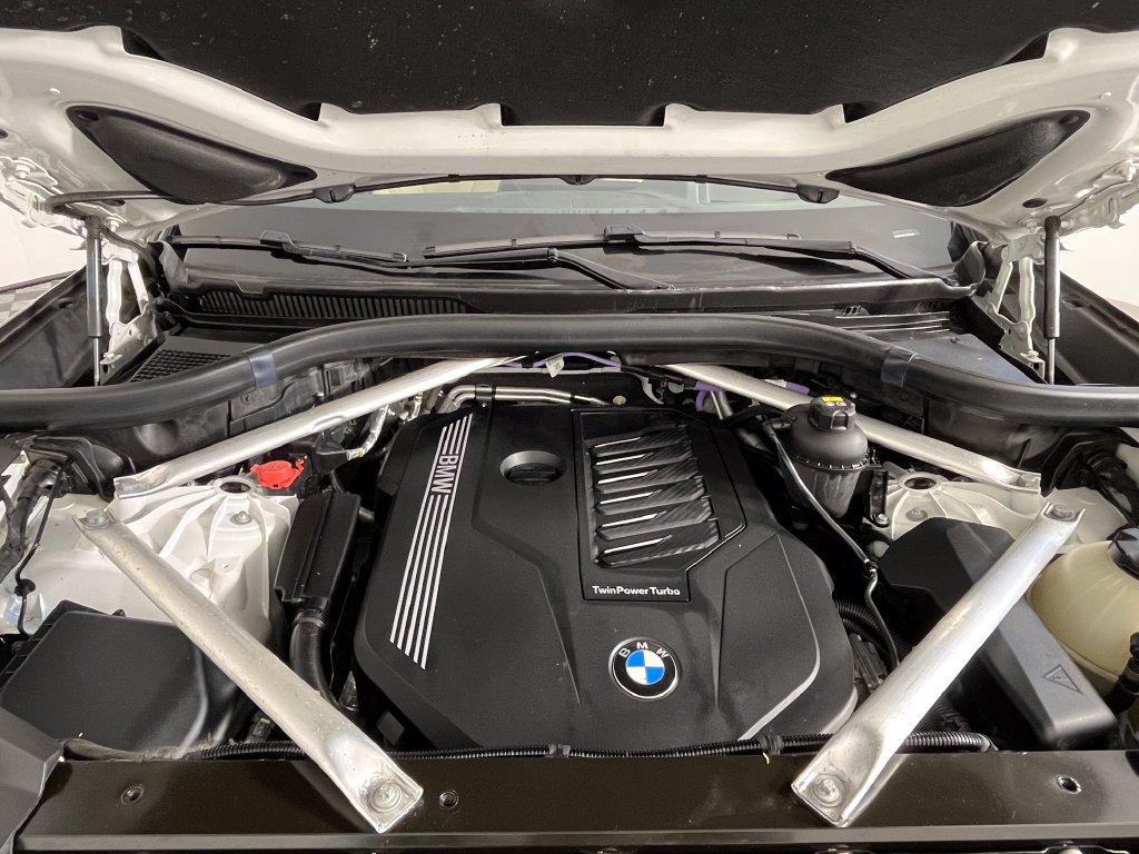 Used 2021 BMW X5 xDrive40i w/ Premium Package AWD/4WD image 14