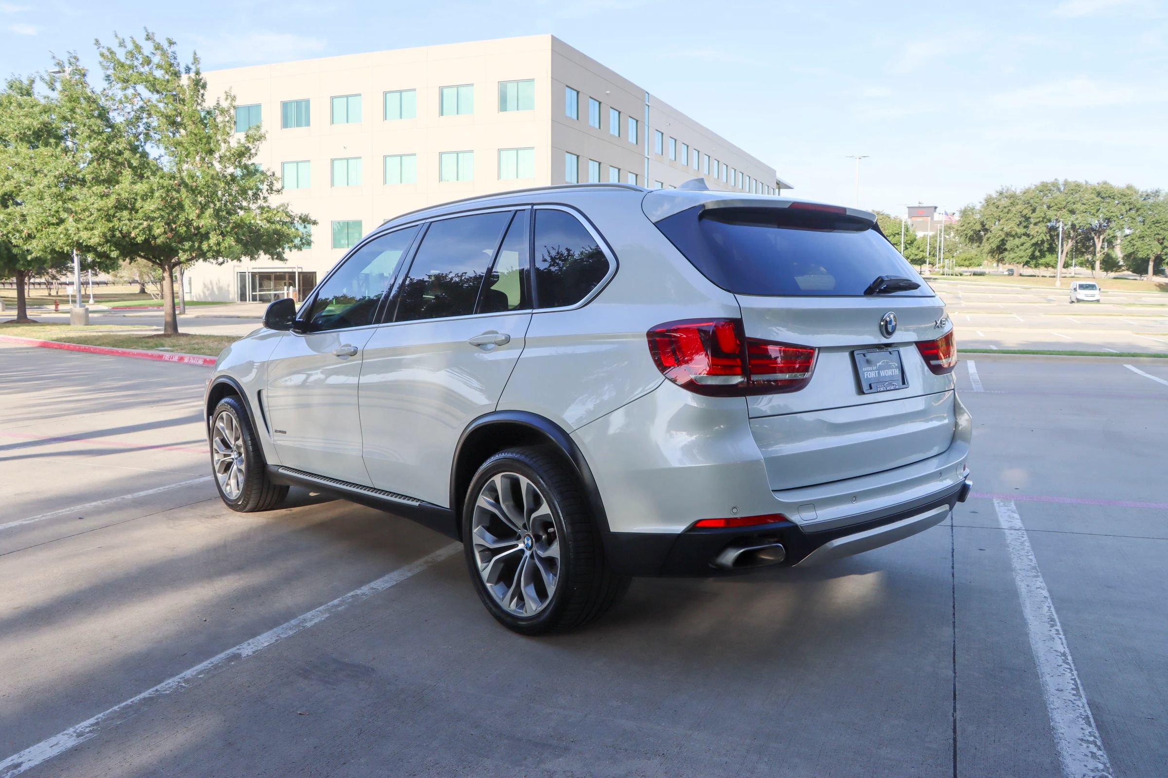 Used 2016 BMW X5 xDrive50i AWD/4WD image 5