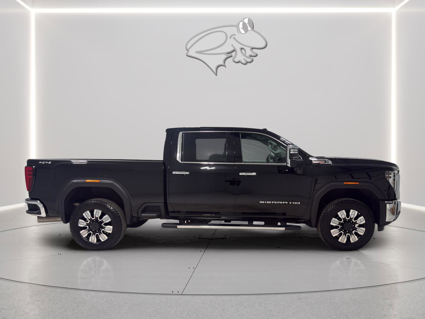 Used 2025 GMC Sierra 2500 SLT w/ SLT Premium Package AWD/4WD image 7