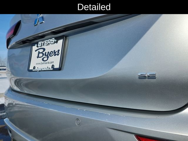 Used 2024 Mitsubishi Outlander SE image 13