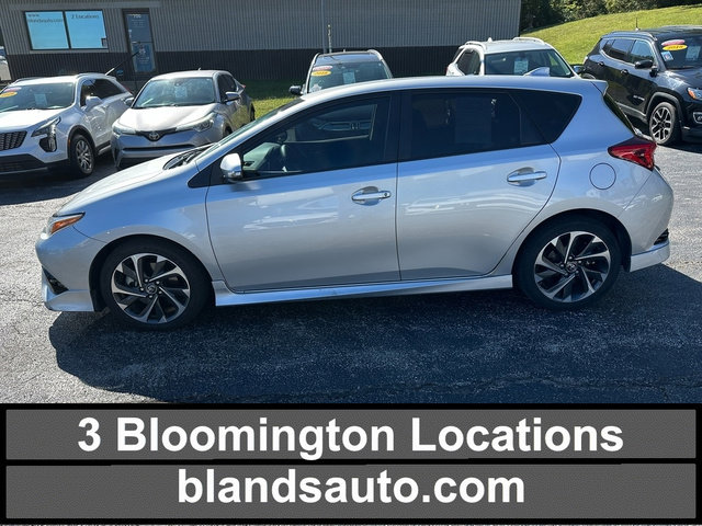 Used 2017 Toyota Corolla iM image 1