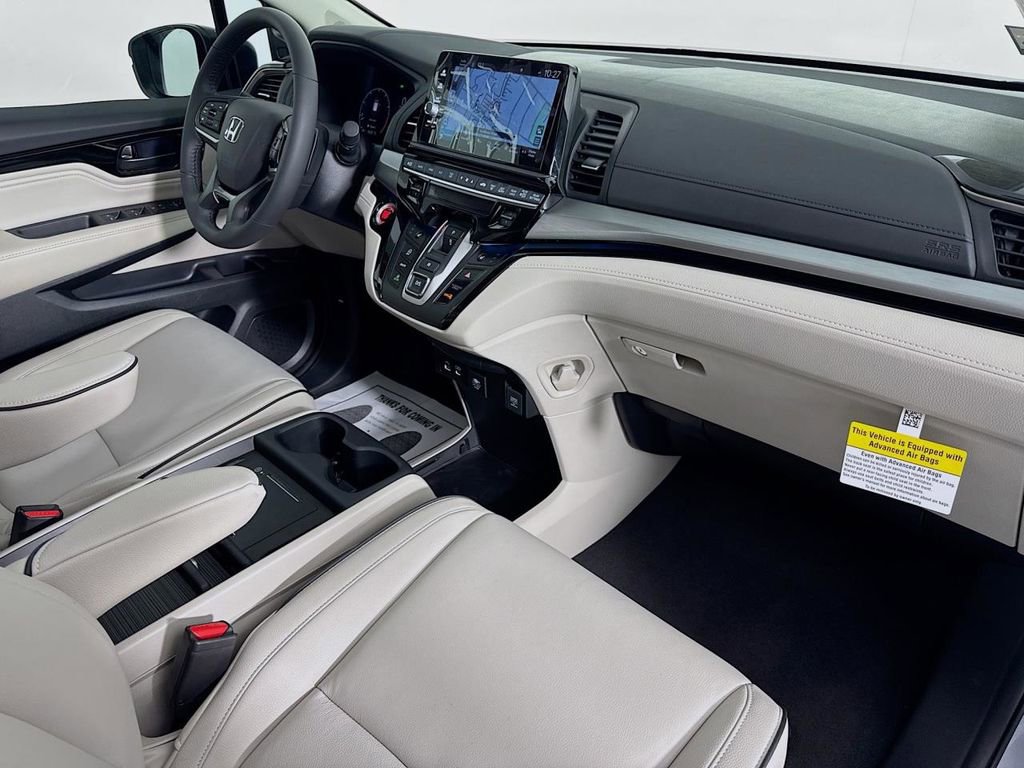 Used 2026 Honda Odyssey Touring image 40
