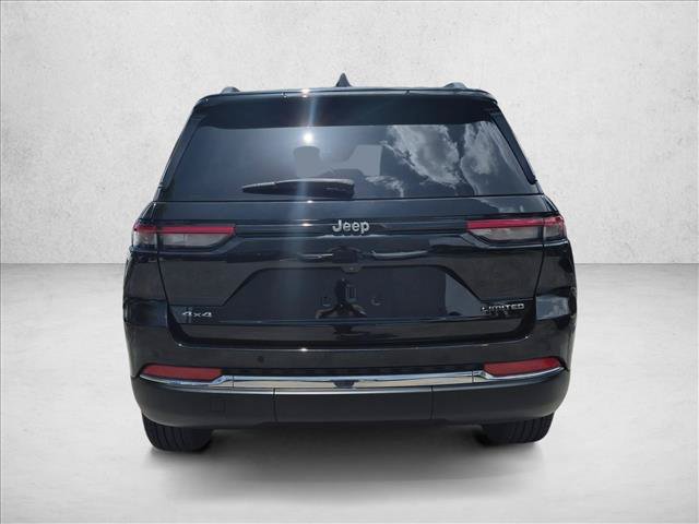 Used 2022 Jeep Grand Cherokee Limited AWD/4WD image 6