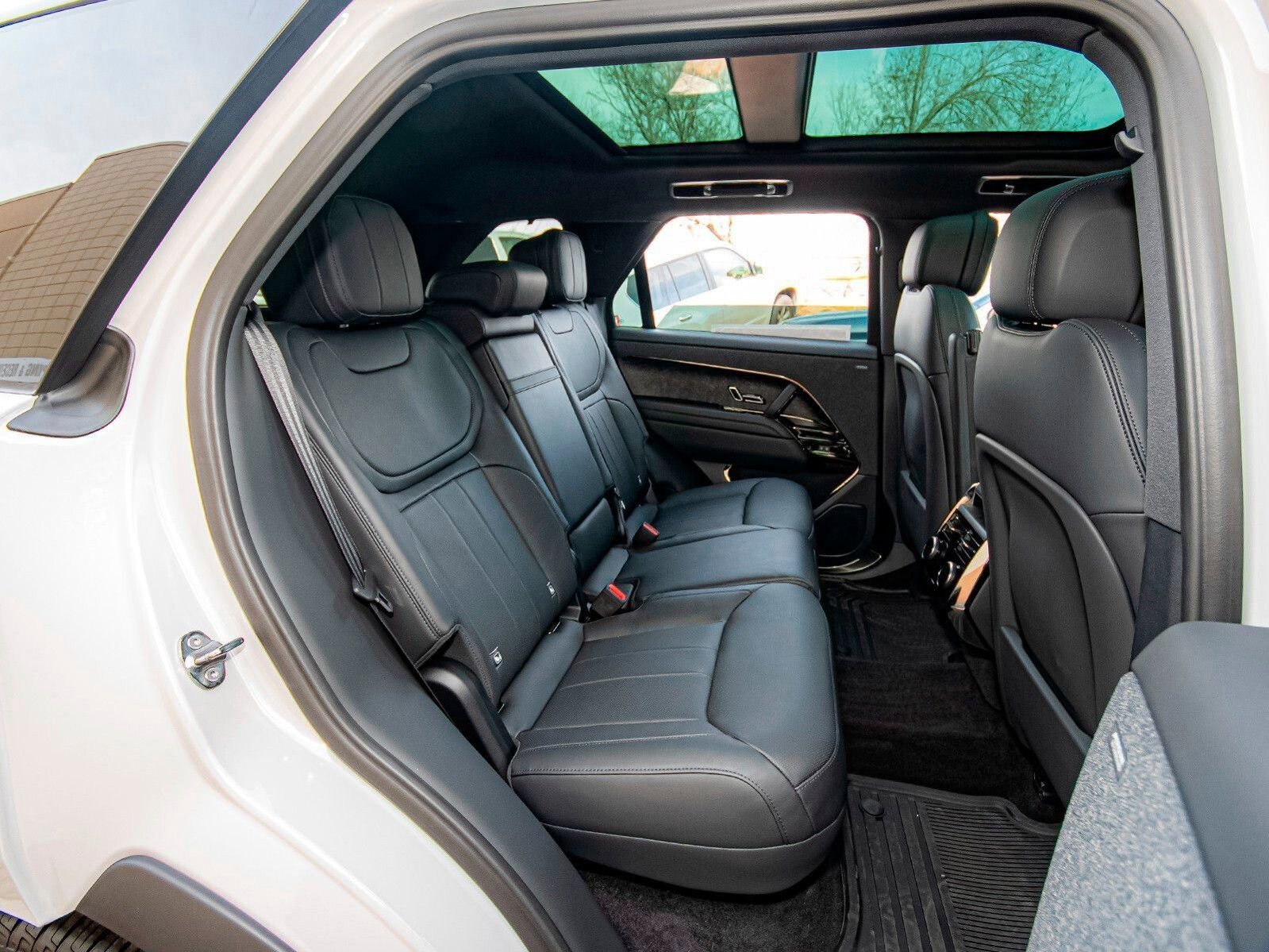 New 2025 Land Rover Range Rover Sport Dynamic SE image 46