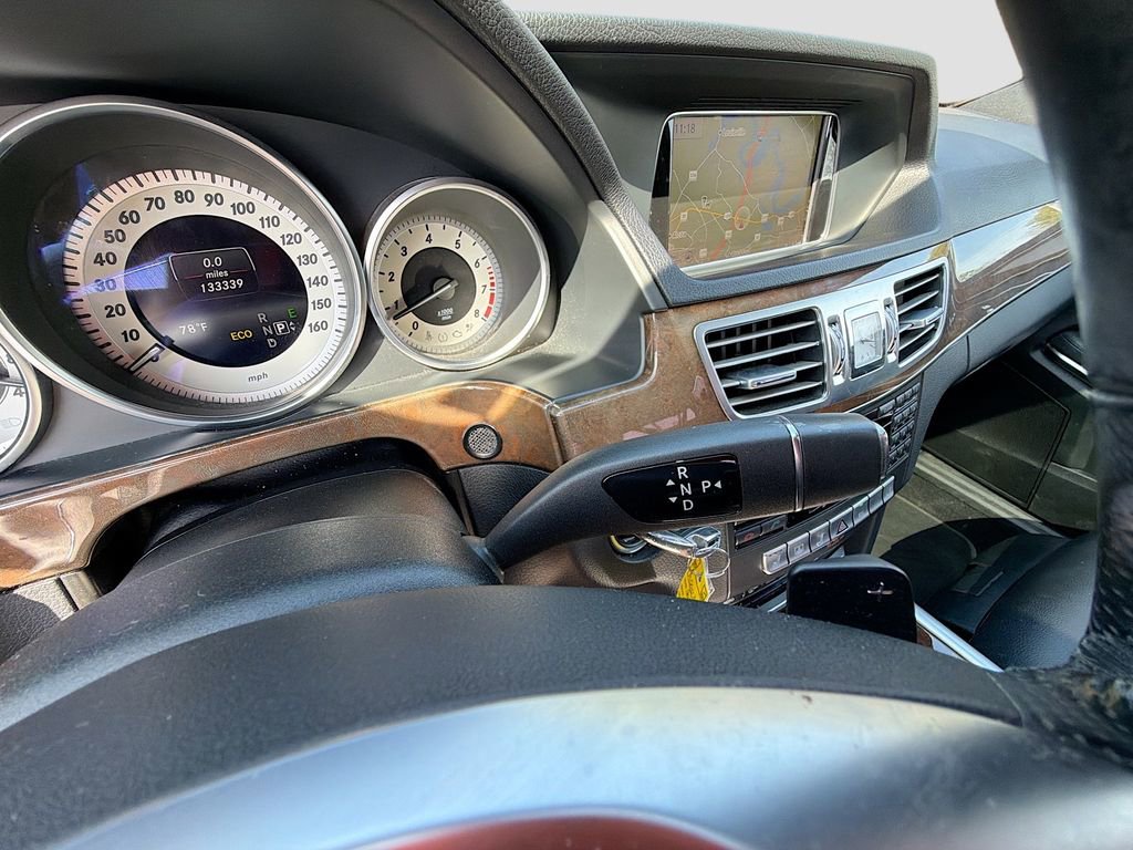 Used 2014 Mercedes-Benz E 350 4MATIC Sedan image 18