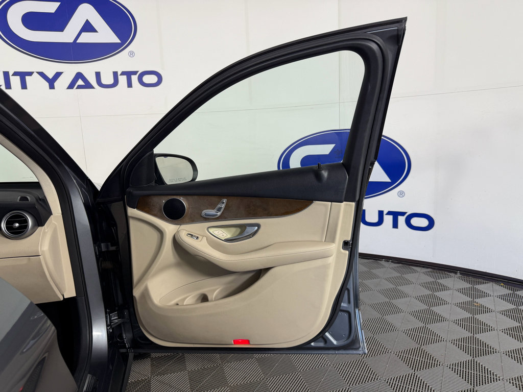 Used 2016 Mercedes-Benz GLC 300 300 image 11