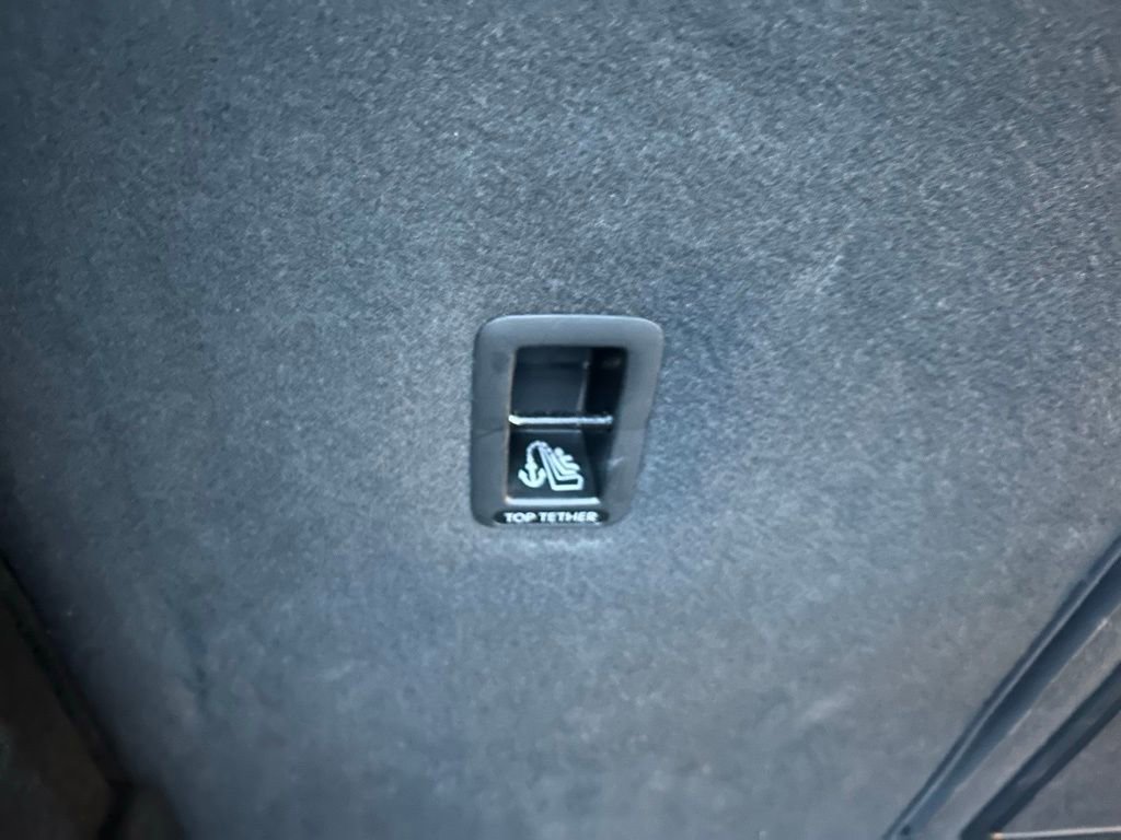 Used 2022 Volkswagen Taos SE w/ Driver Assistance Package image 39