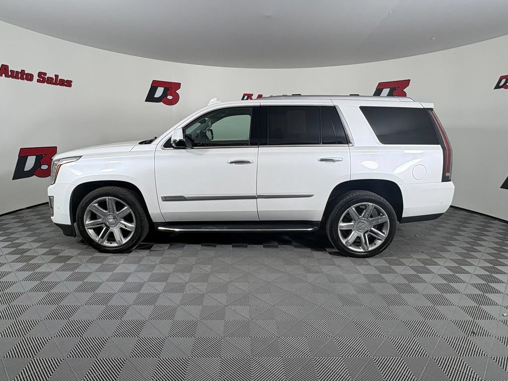 Used 2019 Cadillac Escalade Luxury AWD/4WD image 3