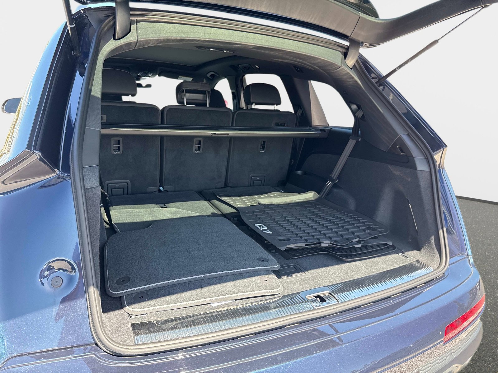 Used 2025 Audi Q7 3.0T Premium Plus image 10