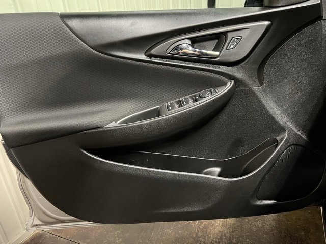 Used 2024 Chevrolet Malibu LT image 12