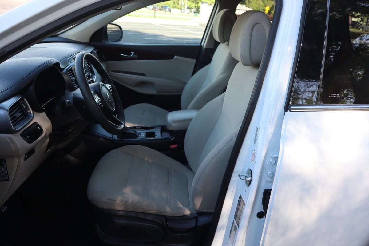 Used 2016 Kia Sorento LX AWD/4WD image 19