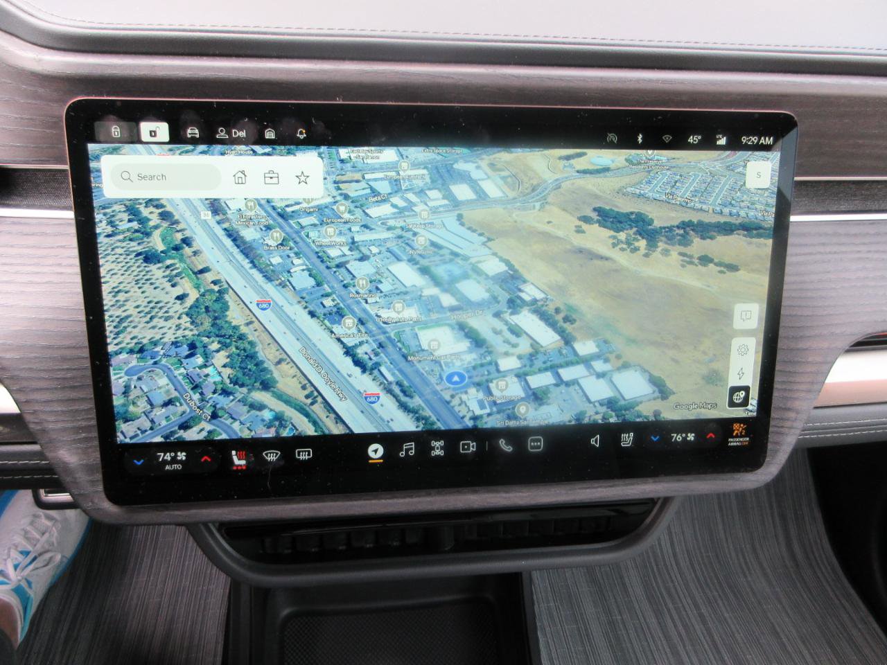 Used 2023 Rivian R1S Launch Edition image 60