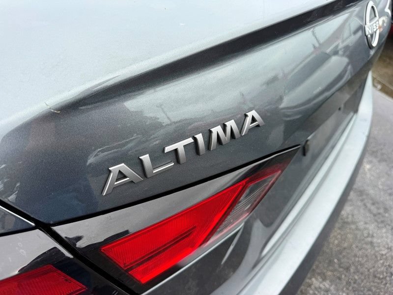Used 2024 Nissan Altima 2.5 SV FWD image 28
