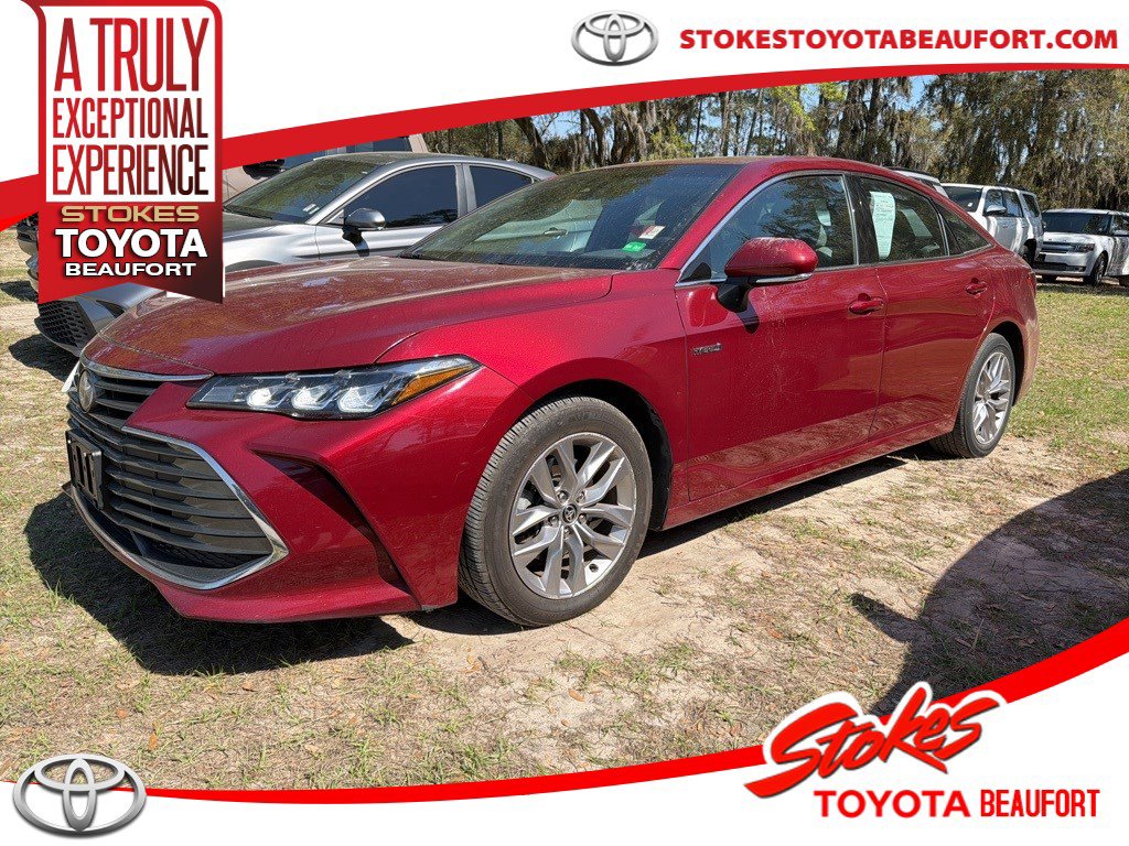 Used 2021 Toyota Avalon XLE w/ Moonroof Package