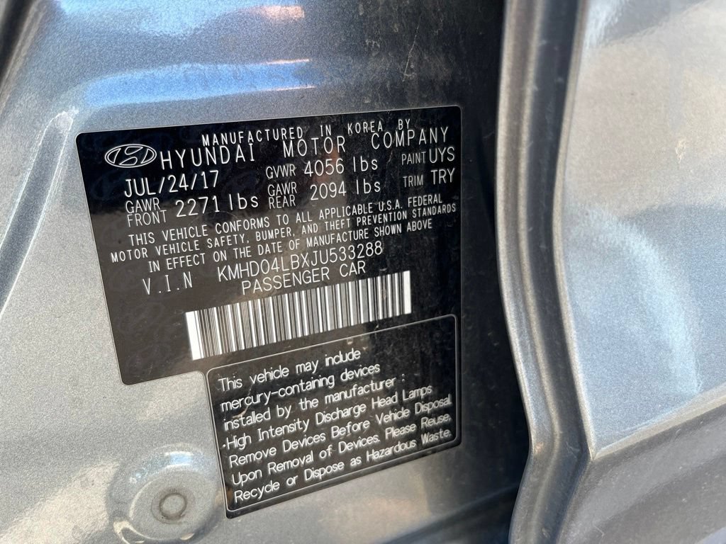Used 2018 Hyundai Elantra Sport w/ Sport Premium Package 03 FWD image 10