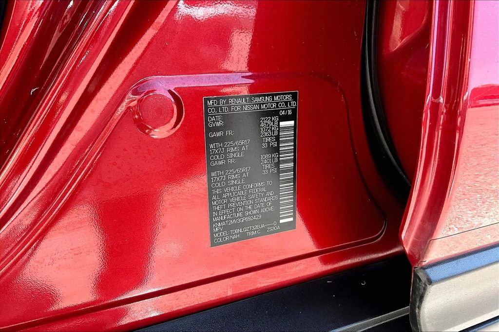 Used 2016 Nissan Rogue SV image 31