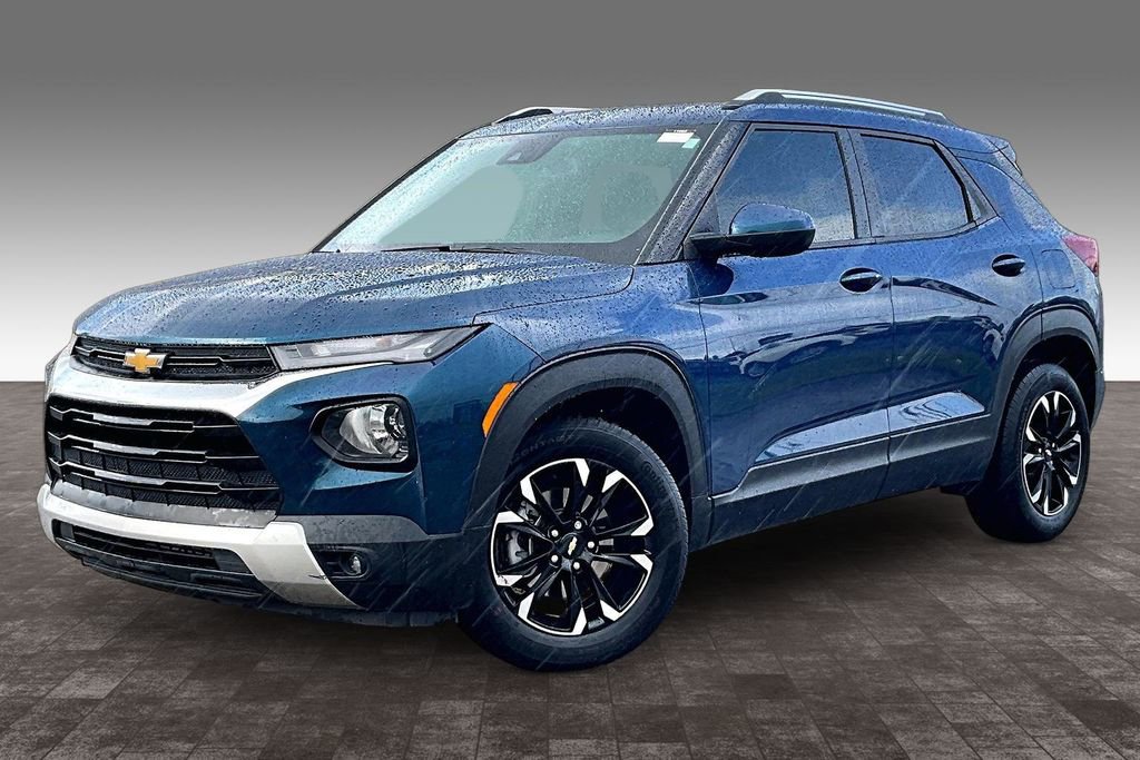 Used 2021 Chevrolet TrailBlazer LT w/ Convenience Package image 2