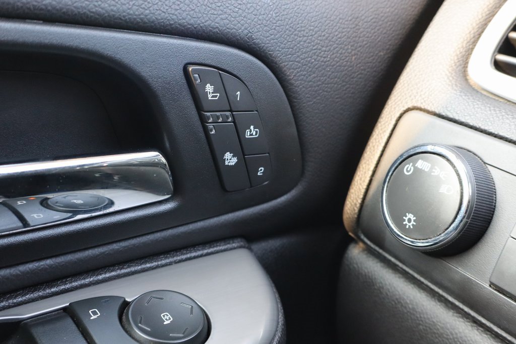 Used 2014 Chevrolet Silverado 2500 LTZ w/ LTZ Plus Package image 11