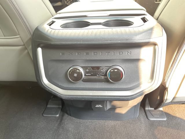 Used 2025 Ford Expedition Max Active AWD/4WD image 37
