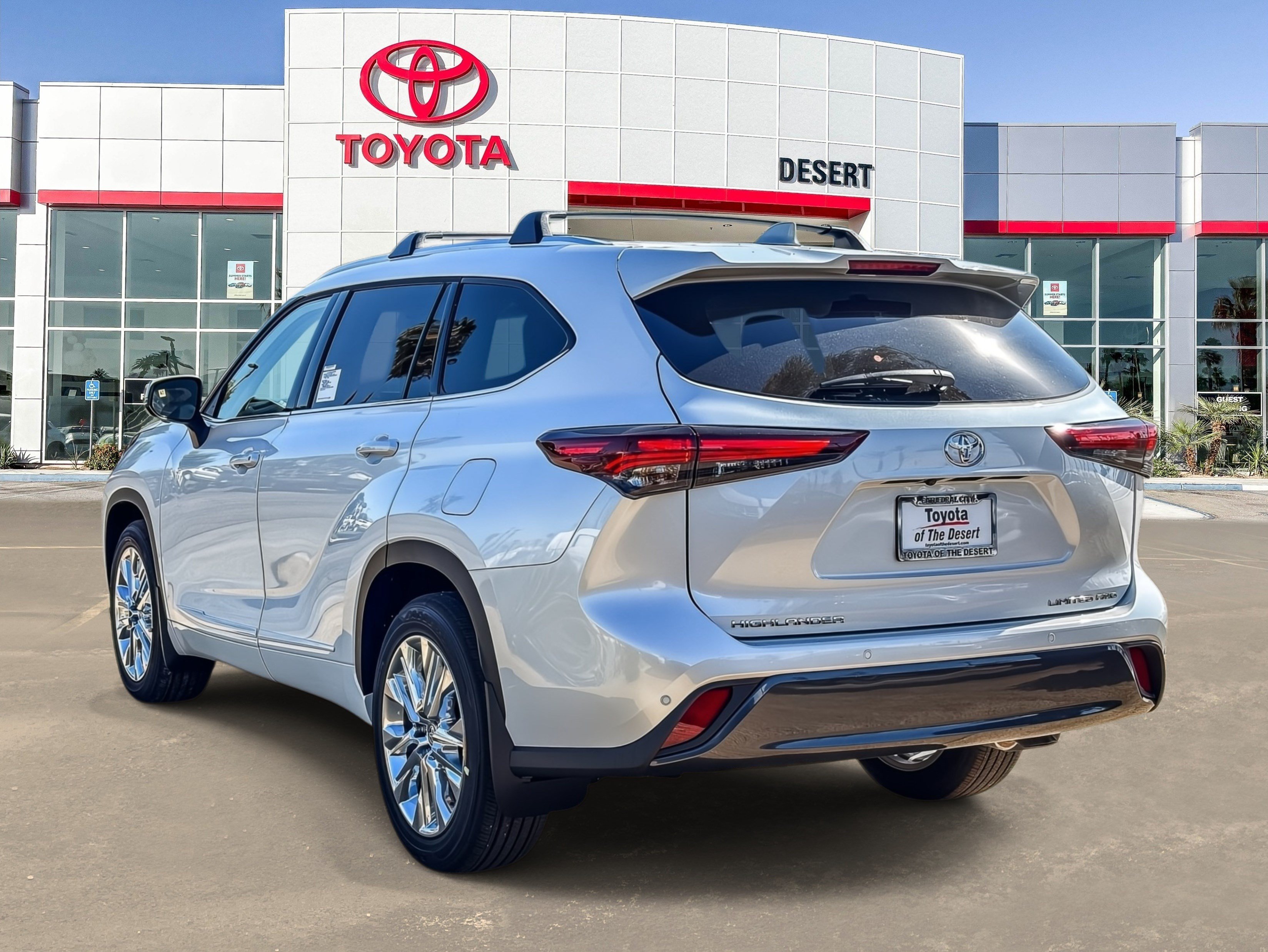 New 2026 Toyota Highlander Limited AWD/4WD image 5