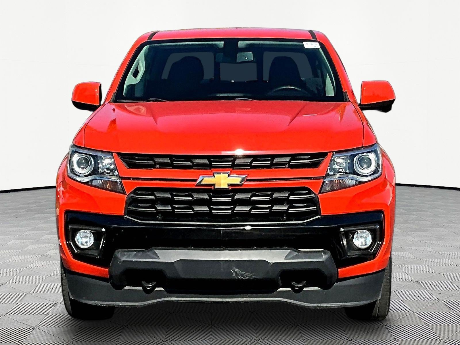 Used 2021 Chevrolet Colorado LT w/ Luxury Package AWD/4WD image 2