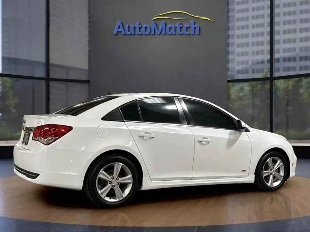 Used 2015 Chevrolet Cruze LT w/ Sun, Sound and Sport Package image 9