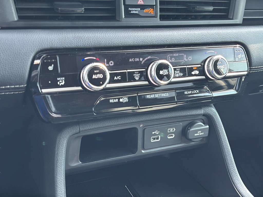 Used 2025 Honda Pilot EX-L image 28
