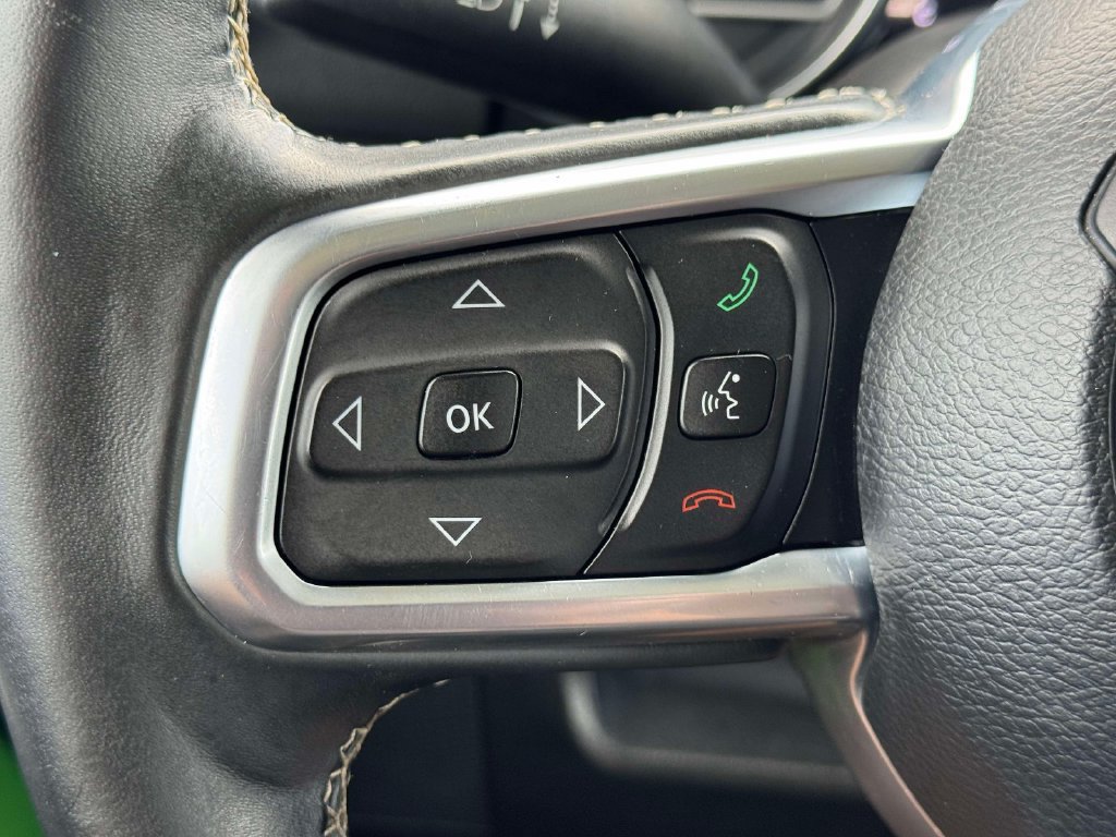 Used 2018 Jeep Wrangler Unlimited Sahara AWD/4WD image 19