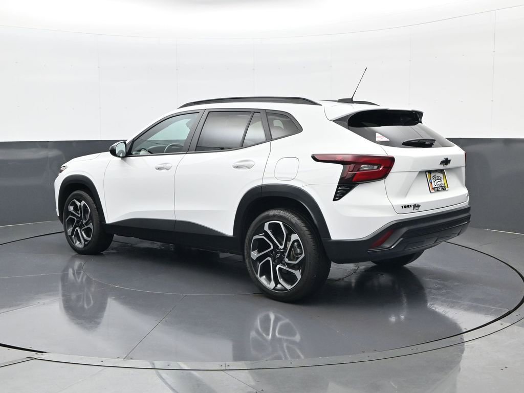 Used 2024 Chevrolet Trax RS w/ Driver Confidence Package image 7