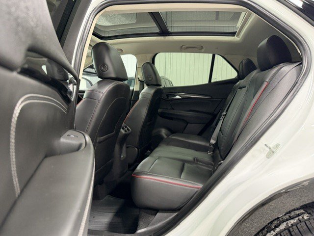 Certified 2022 Buick Envision Essence w/ Technology Package II AWD/4WD image 11
