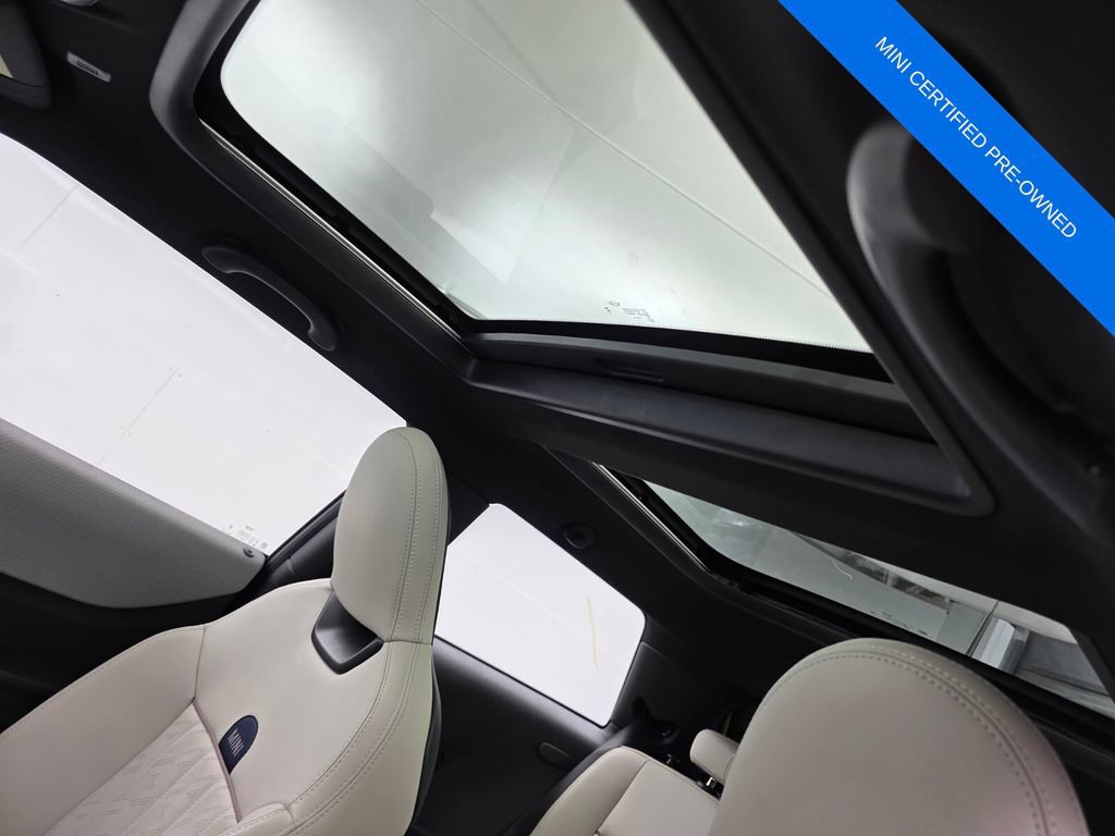 Used 2025 MINI Cooper S FWD image 12